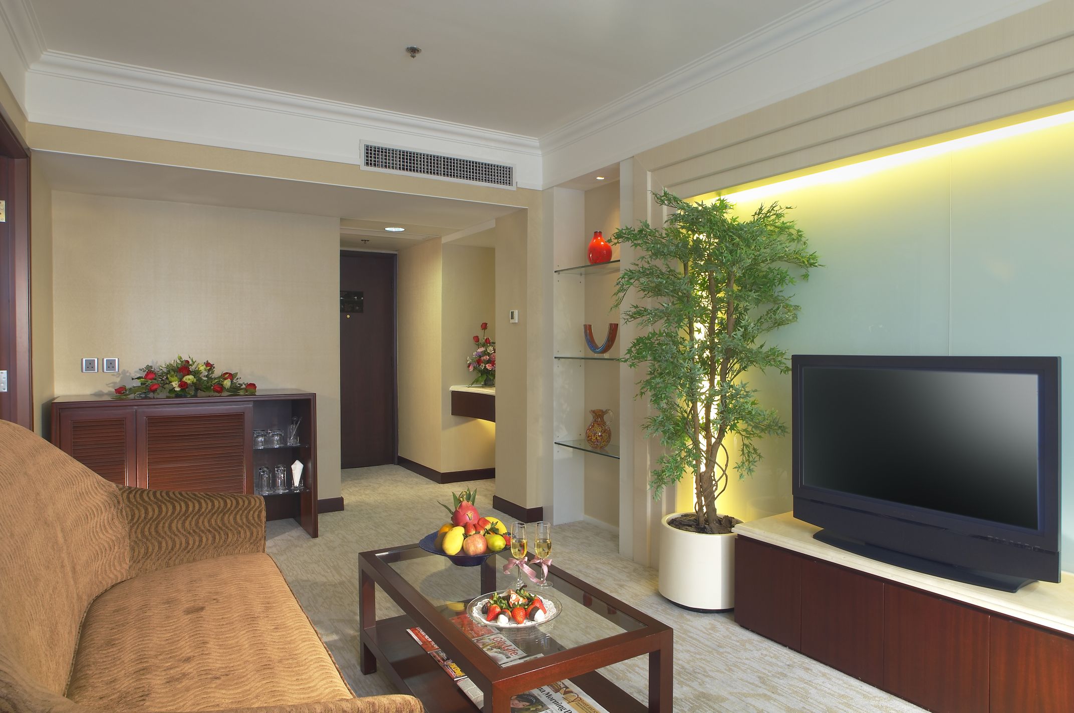 Club Suite04_Living Room-2