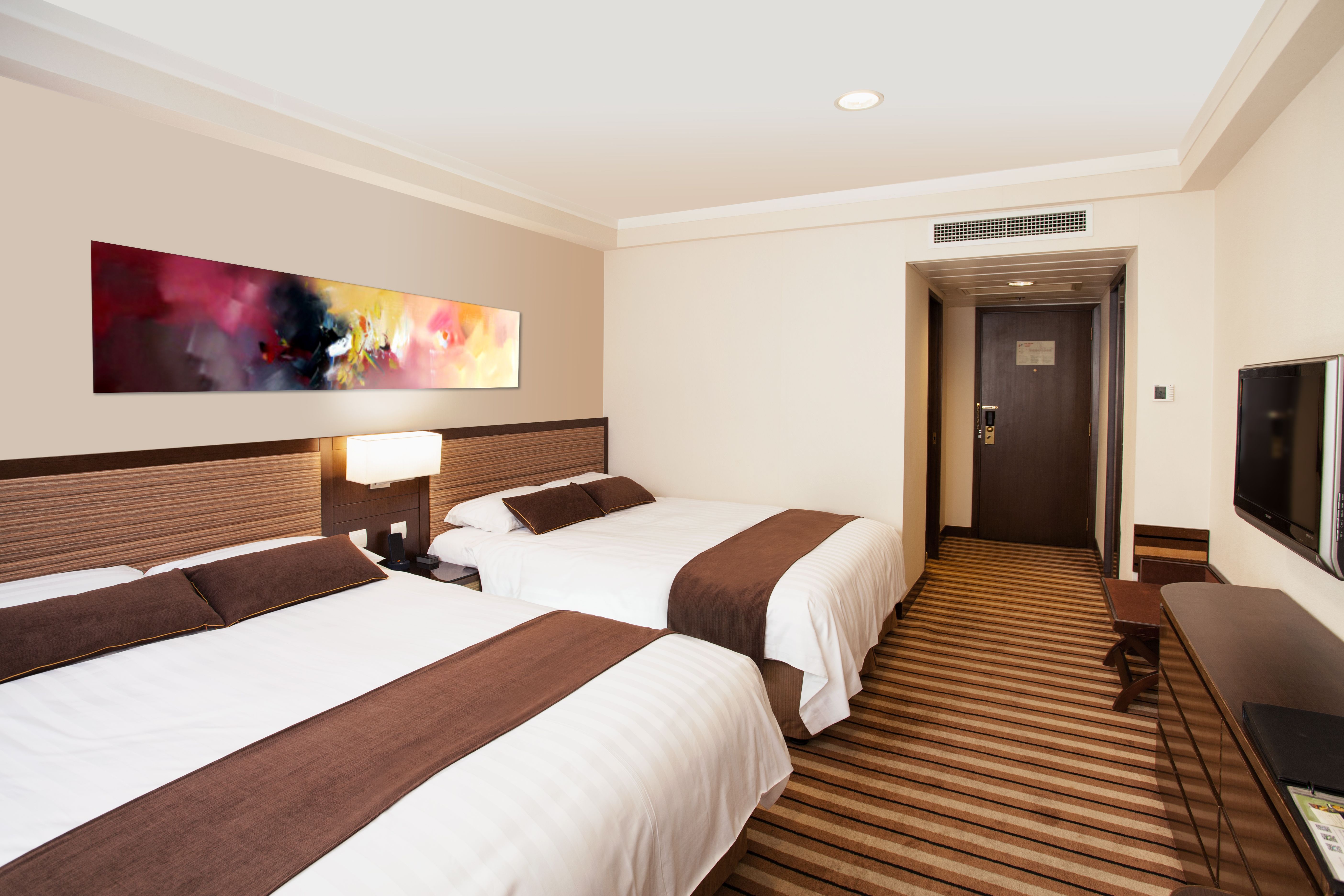 Family 02_Deluxe Family Room